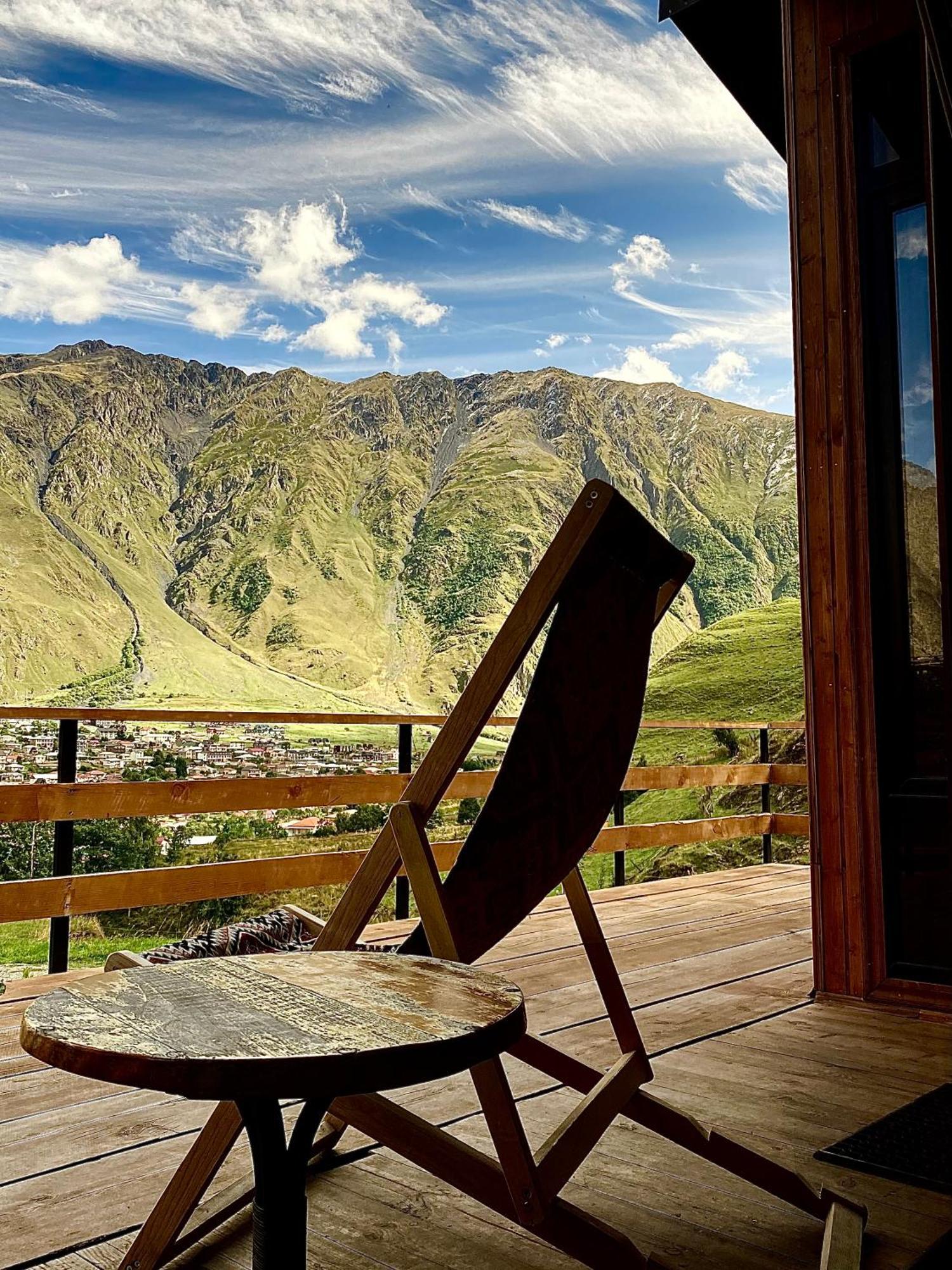 Little Wood House Gergeti Villa Kazbegi Eksteriør billede